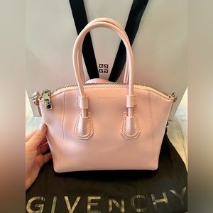 LAST CHANCE! BNWT Givenchy Antigona Sport Mini in Blossom Pink